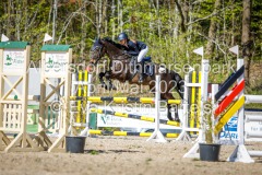 evakristin_230430_Dithmarsenpark_April2023_Prfg10_5877