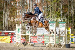 evakristin_230430_Dithmarsenpark_April2023_Prfg10_5886