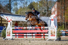 evakristin_230430_Dithmarsenpark_April2023_Prfg10_5917