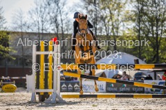 evakristin_230430_Dithmarsenpark_April2023_Prfg12_5948