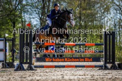 evakristin_230430_Dithmarsenpark_April2023_Prfg12_5965