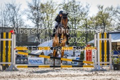 evakristin_230430_Dithmarsenpark_April2023_Prfg12_5976