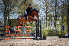 evakristin_230430_Dithmarsenpark_April2023_Prfg12_6017