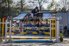 evakristin_230430_Dithmarsenpark_April2023_Prfg12_6018