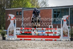 evakristin_230501_Dithmarsenpark_April2023_Prfg16_6399