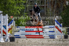 evakristin_230501_Dithmarsenpark_April2023_Prfg16_6408