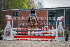 evakristin_230501_Dithmarsenpark_April2023_Prfg16_6416