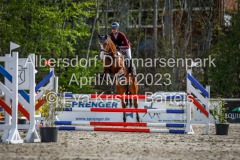 evakristin_230501_Dithmarsenpark_April2023_Prfg16_6419