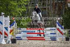 evakristin_230501_Dithmarsenpark_April2023_Prfg16_6429