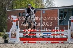 evakristin_230501_Dithmarsenpark_April2023_Prfg16_6437