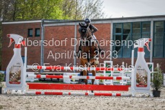 evakristin_230501_Dithmarsenpark_April2023_Prfg16_6443