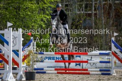 evakristin_230501_Dithmarsenpark_April2023_Prfg16_6455