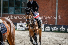 evakristin_230501_Dithmarsenpark_April2023_Prfg16_6569