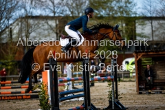 evakristin_230430_Dithmarrenpark_April2023_Prfg2_4741