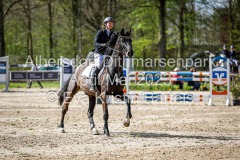 evakristin_230430_Dithmarsenpark_April2023_Prfg4_5262