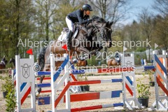 evakristin_230430_Dithmarsenpark_April2023_Prfg4_5265