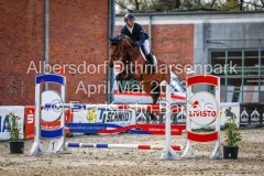 evakristin_230430_Dithmarsenpark_April2023_Prfg4_5278