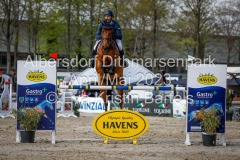 evakristin_230430_Dithmarsenpark_April2023_Prfg4_5288