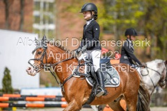 evakristin_230501_Dithmarsenpark_April2023_Prfg7_6584