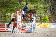 evakristin_230501_Dithmarsenpark_April2023_Prfg7_6593