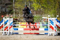 evakristin_230430_Dithmarsenpark_April2023_Prfg9_5598