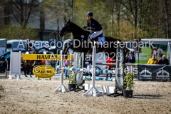 evakristin_230430_Dithmarsenpark_April2023_Prfg9_5599