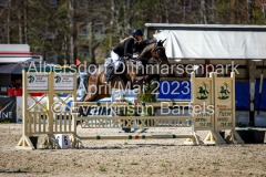 evakristin_230430_Dithmarsenpark_April2023_Prfg9_5630