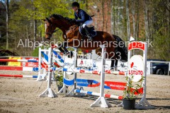 evakristin_230430_Dithmarsenpark_April2023_Prfg9_5718