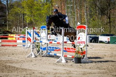 evakristin_230430_Dithmarsenpark_April2023_Prfg9_5743