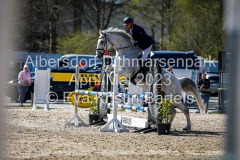 evakristin_230430_Dithmarsenpark_April2023_Prfg9_5750