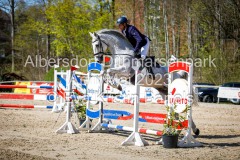 evakristin_230430_Dithmarsenpark_April2023_Prfg9_5751