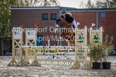 evakristin_230501_Dithmarsenpark_April2023_Prfg15_6202