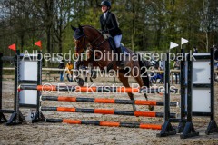 evakristin_230501_Dithmarsenpark_April2023_Prfg15_6206