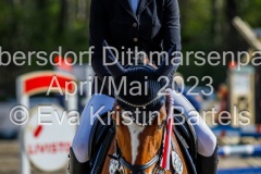 evakristin_230501_Dithmarsenpark_April2023_Prfg15_6328