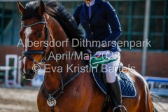 evakristin_230501_Dithmarsenpark_April2023_Prfg15_6372